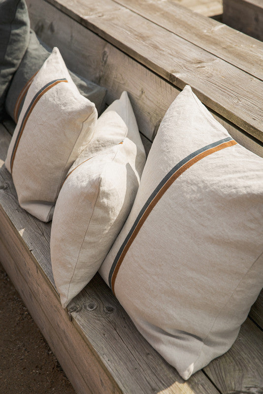 Atlas: Natural Pillow