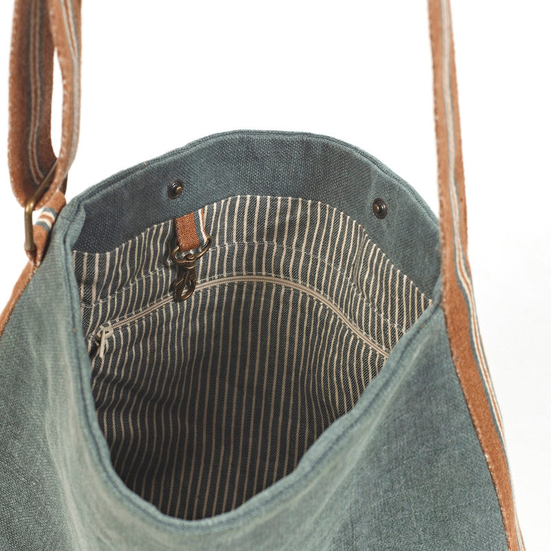 Atlas Bags: Crossbody