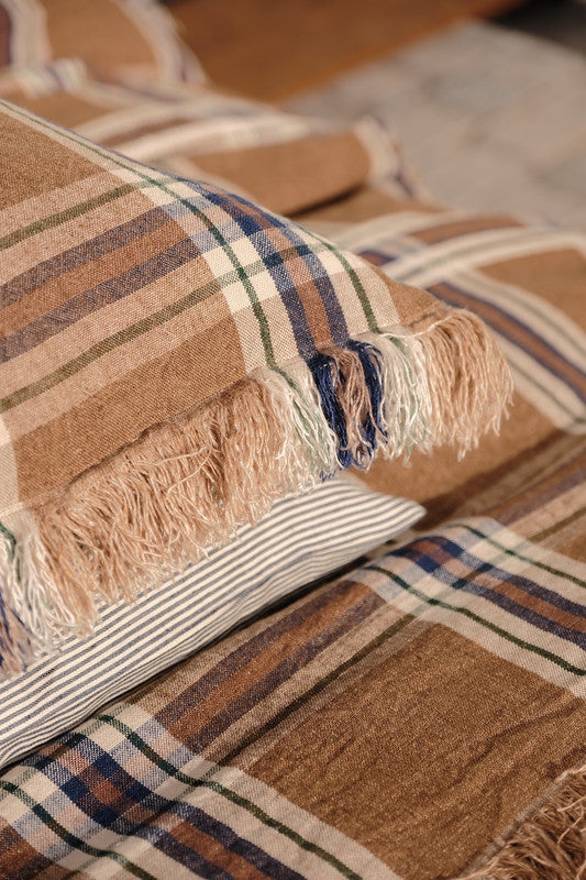 batsi lifestyle coverlet 1
