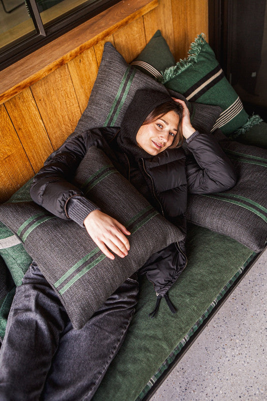 Leo Pillow cover