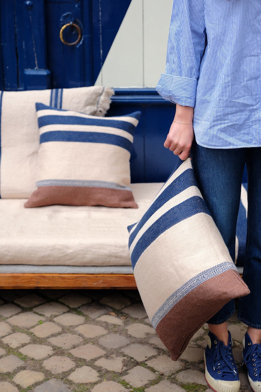 marina stripe lifestyle pillow 1