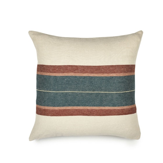 Lys: Pillow cover