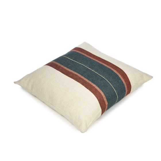 Lys: Pillow cover