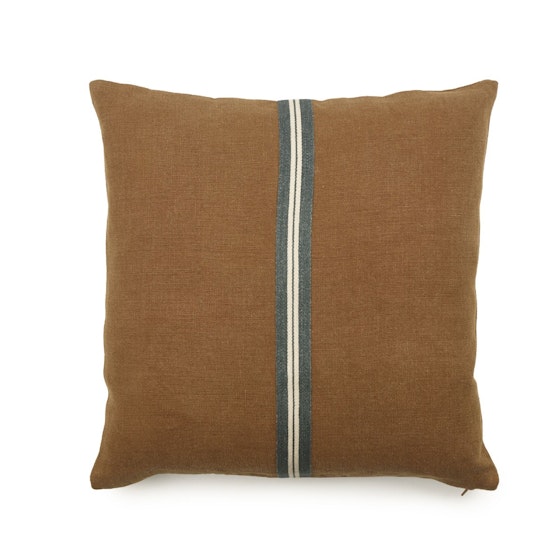 Miles: Pillow cover