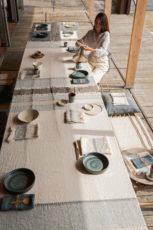 The Belgian Table Throw: Tablecloth